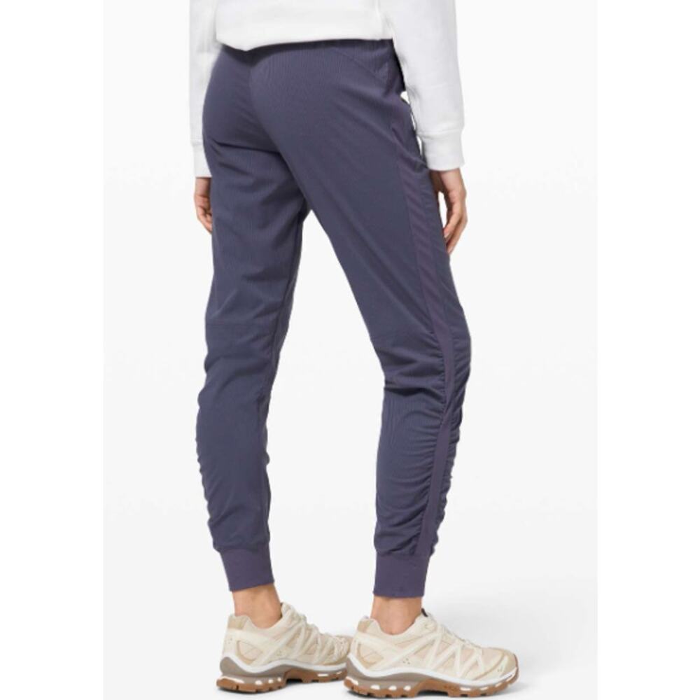 lululemon Beyond the Studio Joggers 4 Cadet Blue Purple Pants Athleisure Swift - Picture 7 of 8